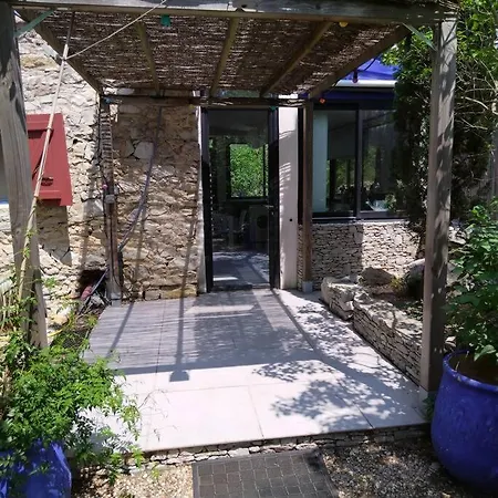 Le Mazet, Cocon Dans La Garrigue