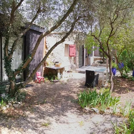 Le Mazet, Cocon Dans La Garrigue 아파트 님